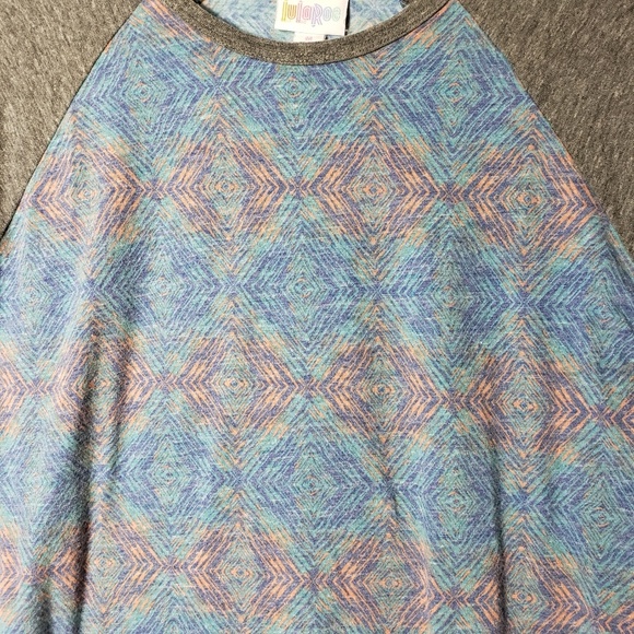 LulaRoe Randy Top Raglan Ladies M Baseball Shirt - Picture 1 of 6